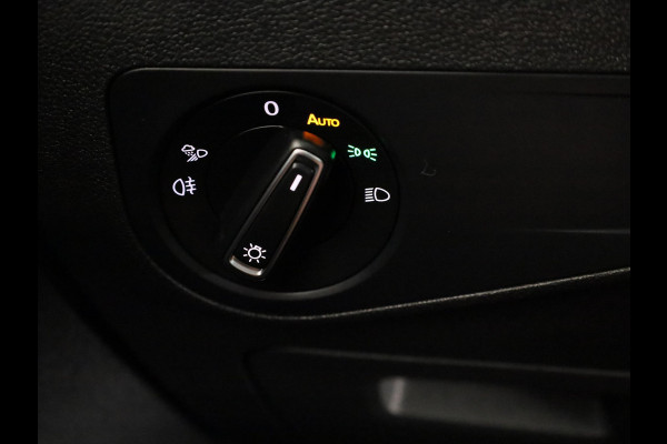 Volkswagen Tiguan 1.5 TSI R-Line Business 150 PK | Automaat ( DSG ) | Panoramadak | Camera | 20 Inch | Stoelverwarming