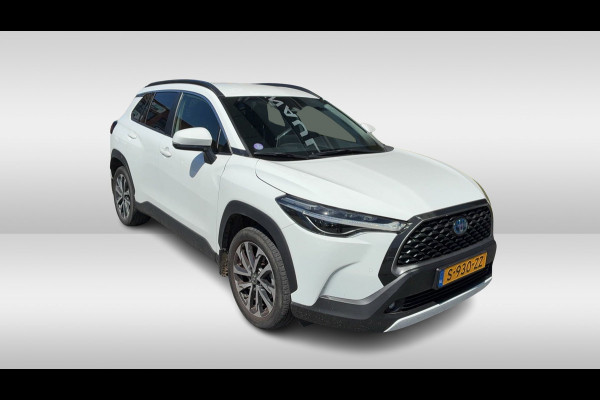 Toyota Corolla Cross 2.0 High Power Hybrid First Edition / Camera / Half leder / CarPlay / Keyless / 18'' / Sfeerverlichting / Stoelverwarming / Dodehoek / DAB / ACC