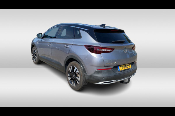Opel Grandland X 1.2 Turbo Innovation / Trekhaak / Camera / Leder / Keyless / 18'' / CarPlay / Stoelventilatie+Verwarming / Stuurverwarming / DAB / Cruise Control