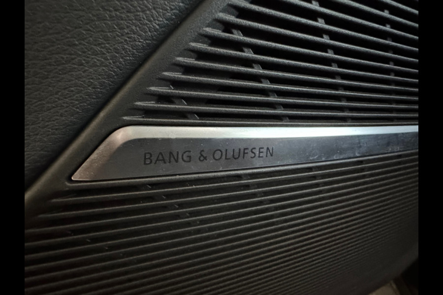 Audi Q8 55 TFSI e quattro S Line Pano|RS Seat|HuD|Memory|BTW