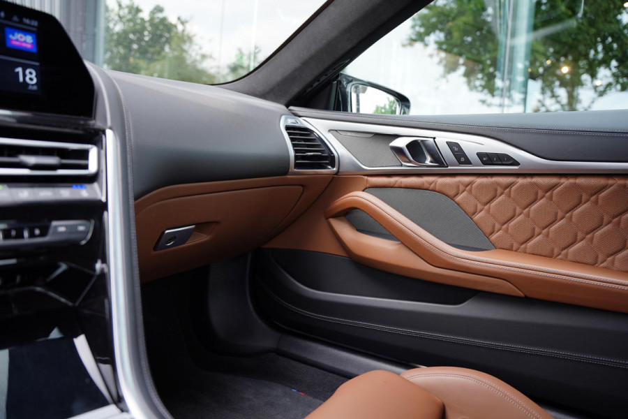 BMW 8 Serie M8 Competition / Keramische Remmen / Carbon / Head Up