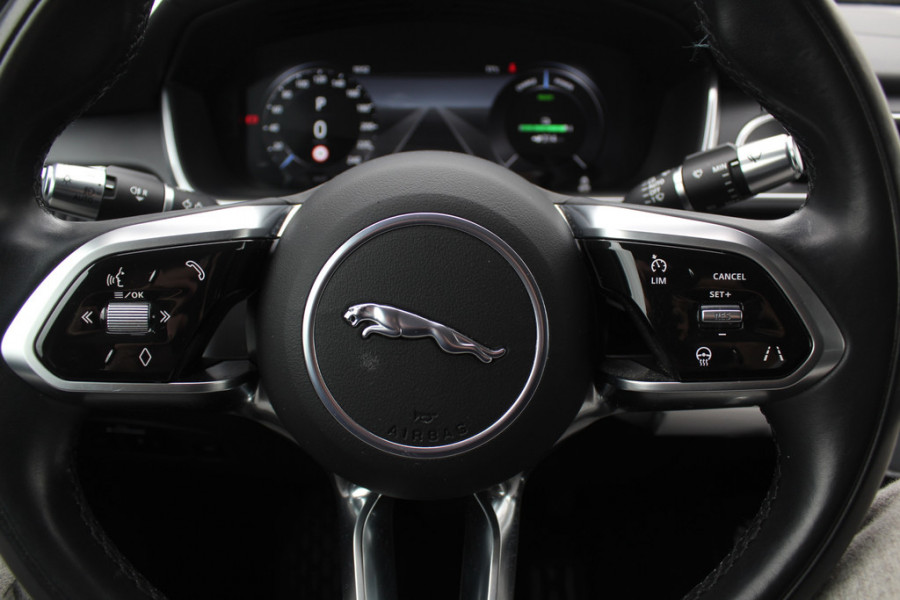 Jaguar I-PACE EV320 SE Business Pack 90 kWh / SoH 89.7% / 3fase Laden / Trekhaak / Panoramadak / 360Camera / Leder / 20'' / Meridian / Keyless / Stuur+Stoelverwarming / Dodehoek / DAB / Cruise Control