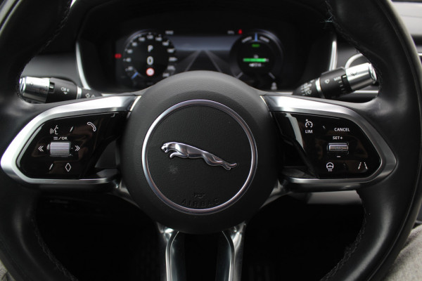 Jaguar I-PACE EV320 SE Business Pack 90 kWh / SoH 89.7% / 3fase Laden / Trekhaak / Panoramadak / 360Camera / Leder / 20'' / Meridian / Keyless / Stuur+Stoelverwarming / Dodehoek / DAB / Cruise Control