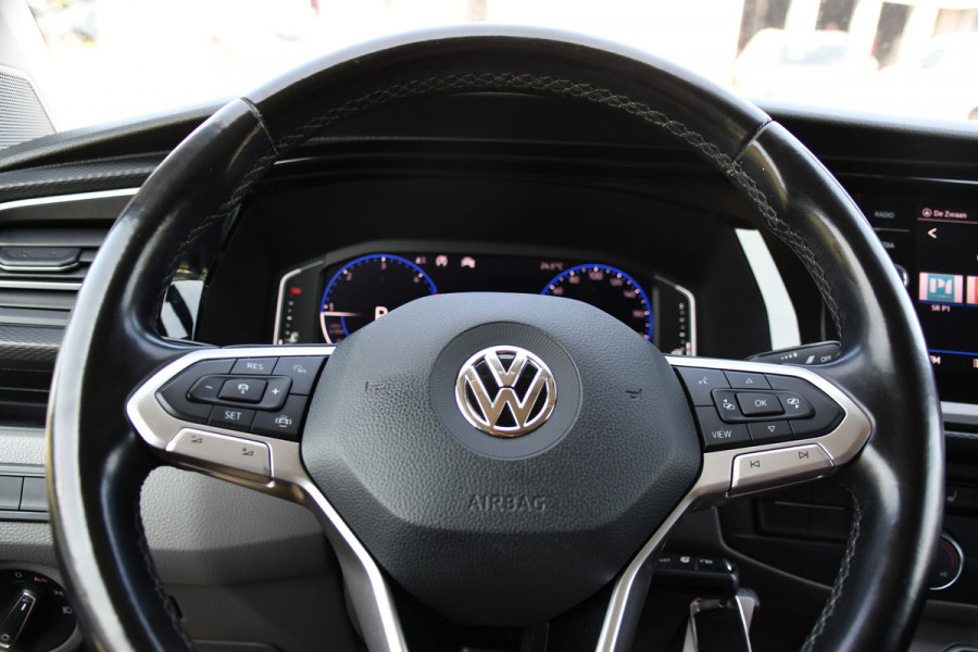Volkswagen Transporter 2.0 TDI L2H1 30 Bulli Virtual, Adaptieve Cruise, Carplay, LED, Stoelverwarming, Standkachel, Trekhaak, Automaat, Multimedia, 150pk, Uniek!