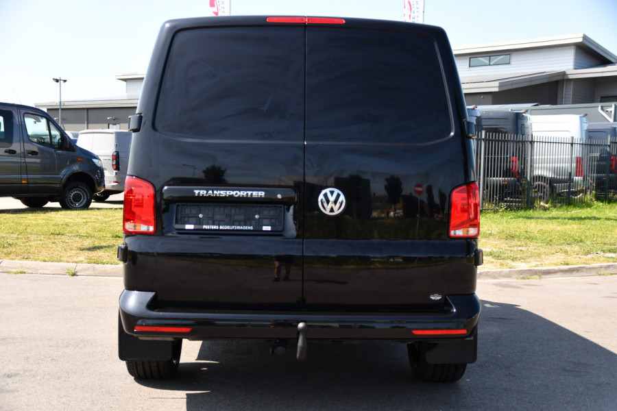 Volkswagen Transporter 2.0 TDI L2H1 30 Bulli Virtual, Adaptieve Cruise, Carplay, LED, Stoelverwarming, Standkachel, Trekhaak, Automaat, Multimedia, 150pk, Uniek!