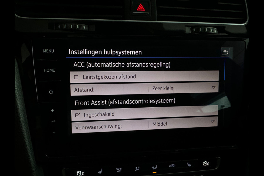 Volkswagen Golf 2.0 TSI 4Motion R Pano|Keyless|Sfeer|DCC
