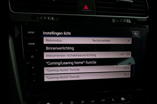 Volkswagen Golf 2.0 TSI 4Motion R Pano|Keyless|Sfeer|DCC