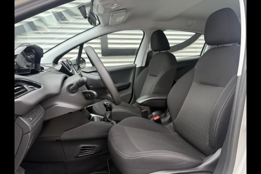 Peugeot 208 1.2 PureTech Blue Lion 2e Eigenaar|Carplay|Cruise|PDC|Navi|Airco|Elek ramen|N.A.P|APK tot 07-2027
