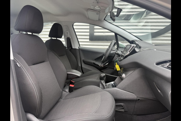 Peugeot 208 1.2 PureTech Blue Lion 2e Eigenaar|Carplay|Cruise|PDC|Navi|Airco|Elek ramen|N.A.P|APK tot 07-2027