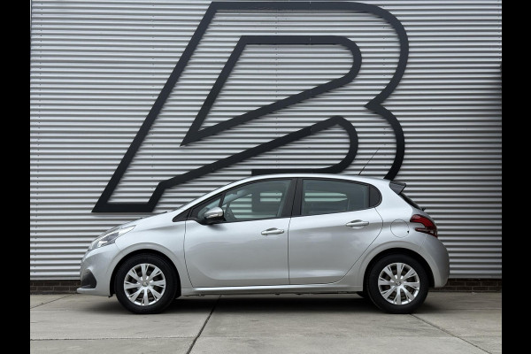 Peugeot 208 1.2 PureTech Blue Lion 2e Eigenaar|Carplay|Cruise|PDC|Navi|Airco|Elek ramen|N.A.P|APK tot 07-2027