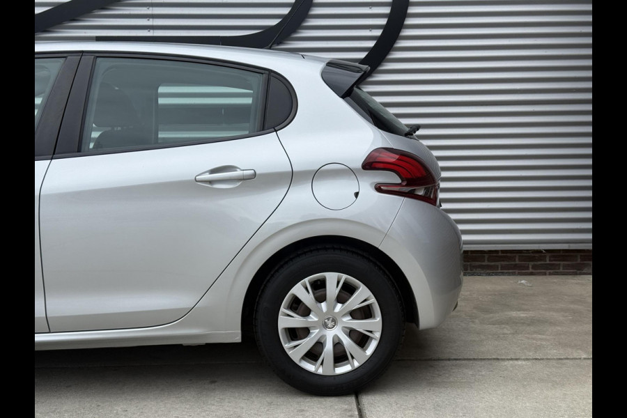 Peugeot 208 1.2 PureTech Blue Lion 2e Eigenaar|Carplay|Cruise|PDC|Navi|Airco|Elek ramen|N.A.P|APK tot 07-2027
