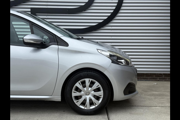 Peugeot 208 1.2 PureTech Blue Lion 2e Eigenaar|Carplay|Cruise|PDC|Navi|Airco|Elek ramen|N.A.P|APK tot 07-2027
