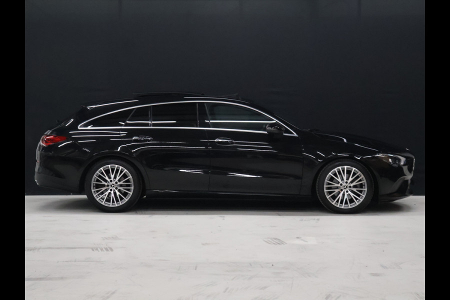 Mercedes-Benz CLA-Klasse Shooting Brake 200 Business Solution Luxury [SCHUIFKANTELDAK, SFEERVERLICHTING, TREKHAAK UITKLAPBAAR, MEMORY SEATS, BURMESTER, APPLE CARPLAY, ANDROID, STOELVERWARMING, CAMERA, VOL LEDER, CRUISE, CLIMATE, NIEUWSTAAT]