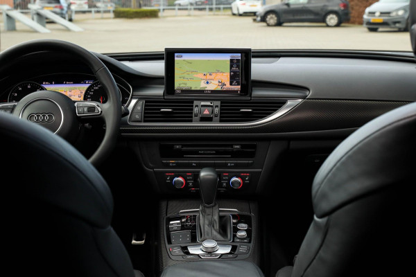 Audi A6 Avant 1.8 TFSI ultra Sport S-Line Automaat 190pk! 1e Eig|DLR|Panoramadak|Lederen sportstoelen|LED Matrix|20inch|BOSE|Black
