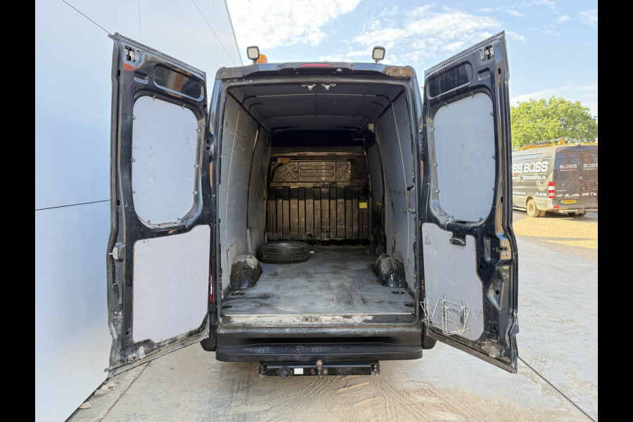 Iveco Daily 35S14 2.3 Automaat L2H2 Climate Control Cruise Control 3.5t Trekhaak
