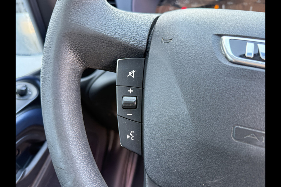 Iveco Daily 35S14 2.3 Automaat L2H2 Climate Control Cruise Control 3.5t Trekhaak