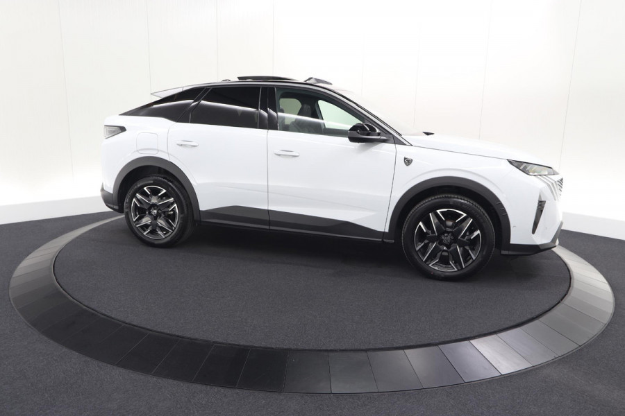 Peugeot 3008 1.2 Hybrid 136 GT | Panoramadak | FOCAL Audio | Alcantara Executive Pakket | 360 Camera | Adaptieve Cruise Control