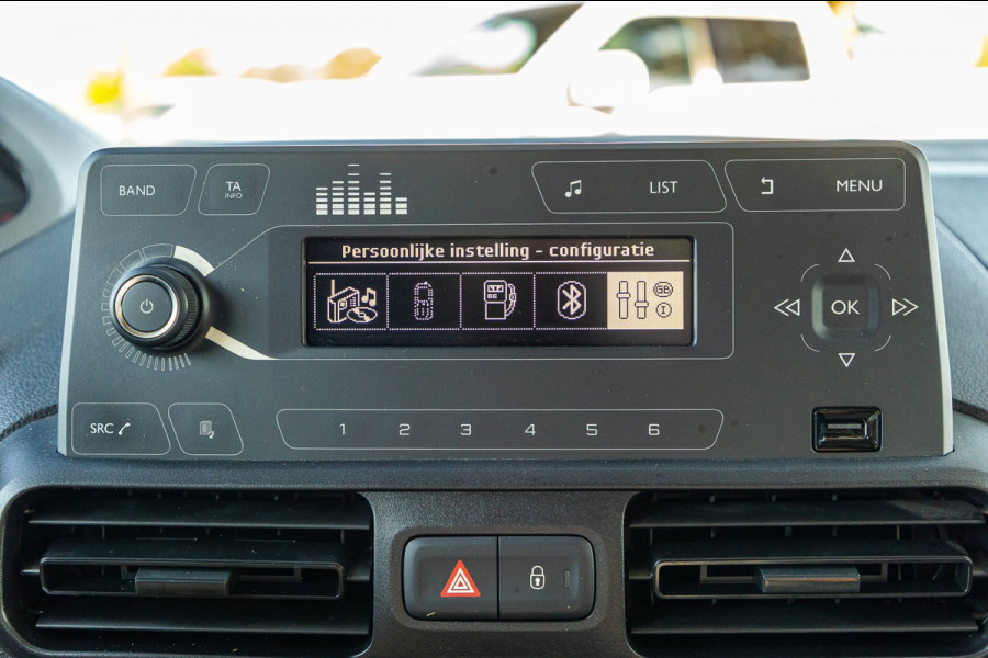 Peugeot Partner 1.6 BlueHDI Pro Trekhaak I Airco I Bluetooth I Betimmering I NAP I BTW