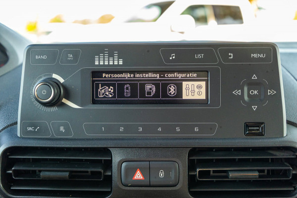 Peugeot Partner 1.6 BlueHDI Pro Trekhaak I Airco I Bluetooth I Betimmering I NAP I BTW