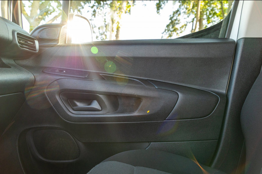 Peugeot Partner 1.6 BlueHDI Pro Trekhaak I Airco I Bluetooth I Betimmering I NAP I BTW