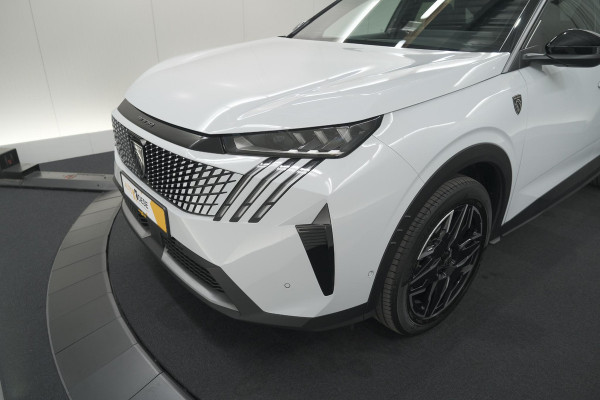 Peugeot 3008 1.2 Hybrid 136 GT | Panoramadak | FOCAL Audio | Alcantara Executive Pakket | 360 Camera | Adaptieve Cruise Control