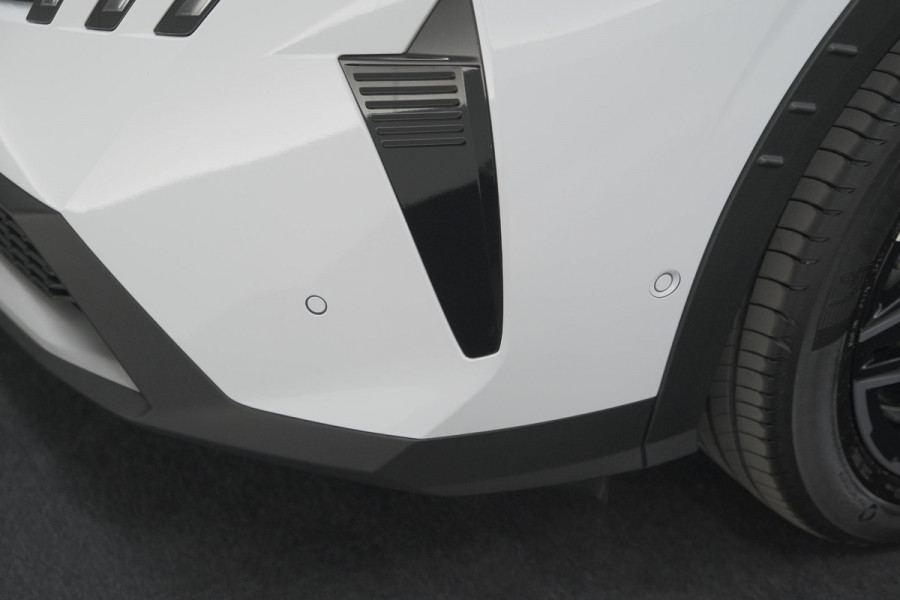 Peugeot 3008 1.2 Hybrid 136 GT | Panoramadak | FOCAL Audio | Alcantara Executive Pakket | 360 Camera | Adaptieve Cruise Control