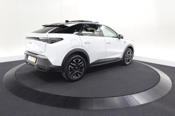 Peugeot 3008 1.2 Hybrid 136 GT | Panoramadak | FOCAL Audio | Alcantara Executive Pakket | 360 Camera | Adaptieve Cruise Control
