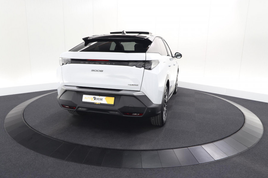 Peugeot 3008 1.2 Hybrid 136 GT | Panoramadak | FOCAL Audio | Alcantara Executive Pakket | 360 Camera | Adaptieve Cruise Control