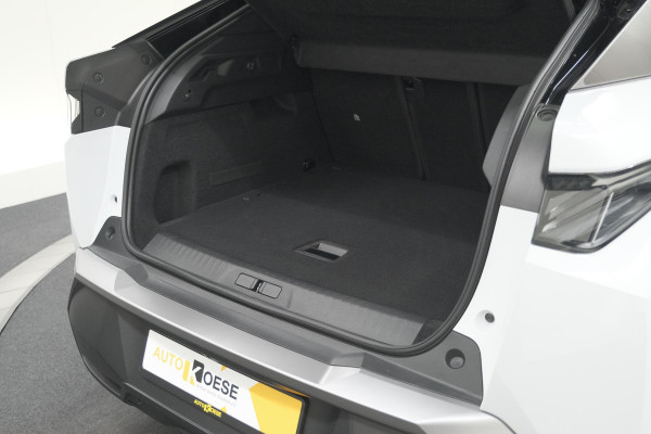 Peugeot 3008 1.2 Hybrid 136 GT | Panoramadak | FOCAL Audio | Alcantara Executive Pakket | 360 Camera | Adaptieve Cruise Control