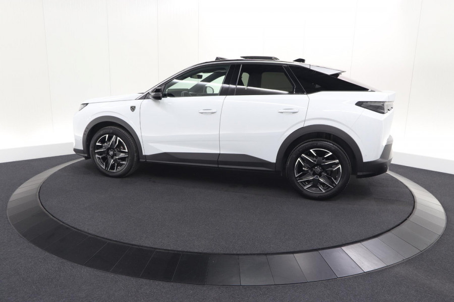 Peugeot 3008 1.2 Hybrid 136 GT | Panoramadak | FOCAL Audio | Alcantara Executive Pakket | 360 Camera | Adaptieve Cruise Control