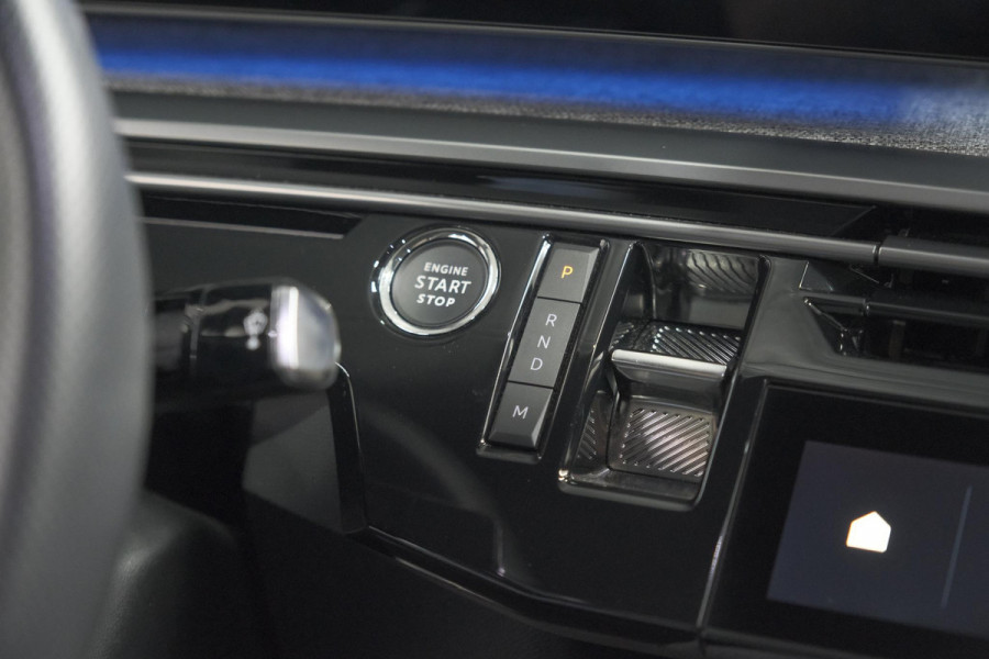 Peugeot 3008 1.2 Hybrid 136 GT | Panoramadak | FOCAL Audio | Alcantara Executive Pakket | 360 Camera | Adaptieve Cruise Control