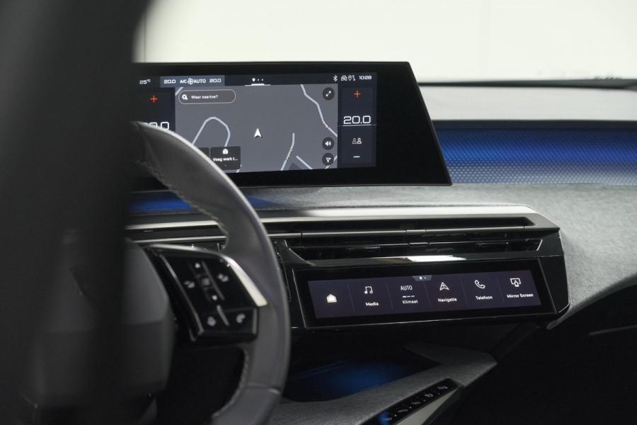 Peugeot 3008 1.2 Hybrid 136 GT | Panoramadak | FOCAL Audio | Alcantara Executive Pakket | 360 Camera | Adaptieve Cruise Control