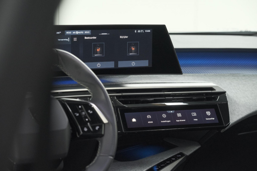 Peugeot 3008 1.2 Hybrid 136 GT | Panoramadak | FOCAL Audio | Alcantara Executive Pakket | 360 Camera | Adaptieve Cruise Control