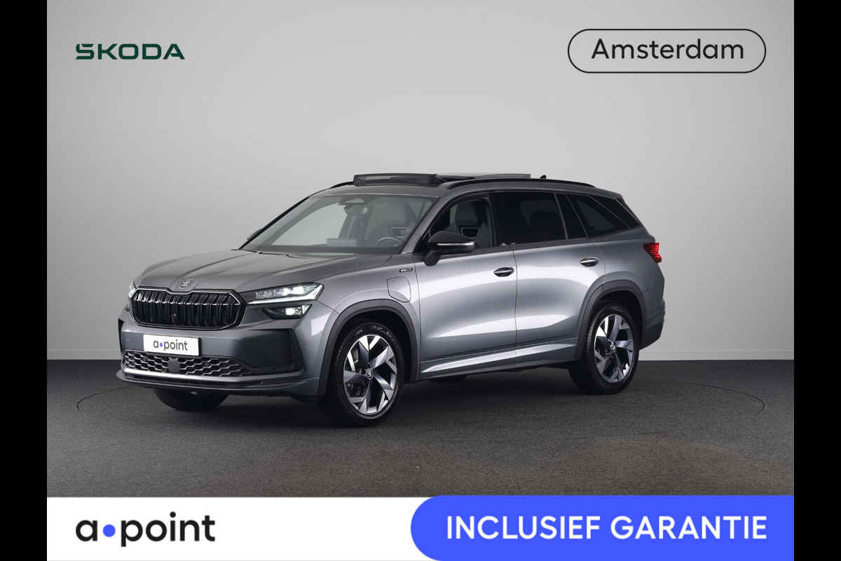 Škoda Kodiaq 1.5 TSI PHEV Sportline Business 204 pk Automaat (DSG) | Verlengde garantie | Panoramadak | Trekhaak (wegklapbaar) | Parkeersensoren | Achteruitrijcamera | Stoelverwarming v/a |