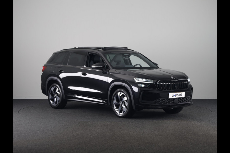 Škoda Kodiaq 1.5 TSI PHEV Sportline Business 204pk | Electrisch glazen Panoramadak | wegklapbare trekhaak | Licht & View pakket | Winterpakket