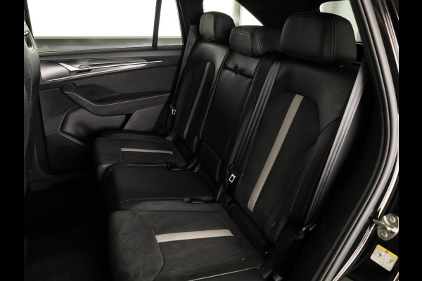 Škoda Kodiaq 1.5 TSI PHEV Sportline Business 204pk | Electrisch glazen Panoramadak | wegklapbare trekhaak | Licht & View pakket | Winterpakket