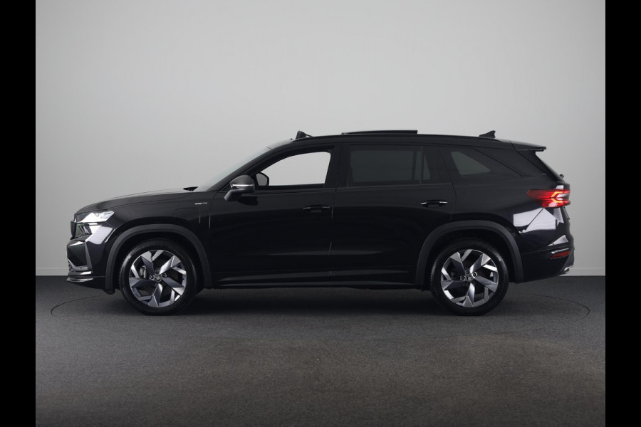 Škoda Kodiaq 1.5 TSI PHEV Sportline Business 204pk | Electrisch glazen Panoramadak | wegklapbare trekhaak | Licht & View pakket | Winterpakket