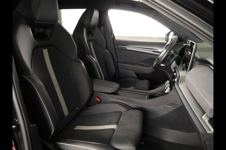 Škoda Kodiaq 1.5 TSI PHEV Sportline Business 204pk | Electrisch glazen Panoramadak | wegklapbare trekhaak | Licht & View pakket | Winterpakket