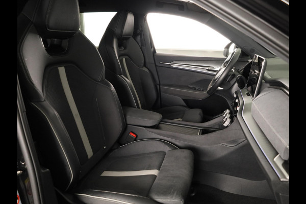 Škoda Kodiaq 1.5 TSI PHEV Sportline Business 204pk | Electrisch glazen Panoramadak | wegklapbare trekhaak | Licht & View pakket | Winterpakket