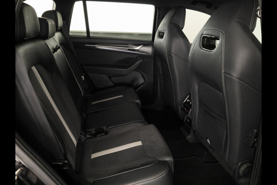Škoda Kodiaq 1.5 TSI PHEV Sportline Business 204pk | Electrisch glazen Panoramadak | wegklapbare trekhaak | Licht & View pakket | Winterpakket