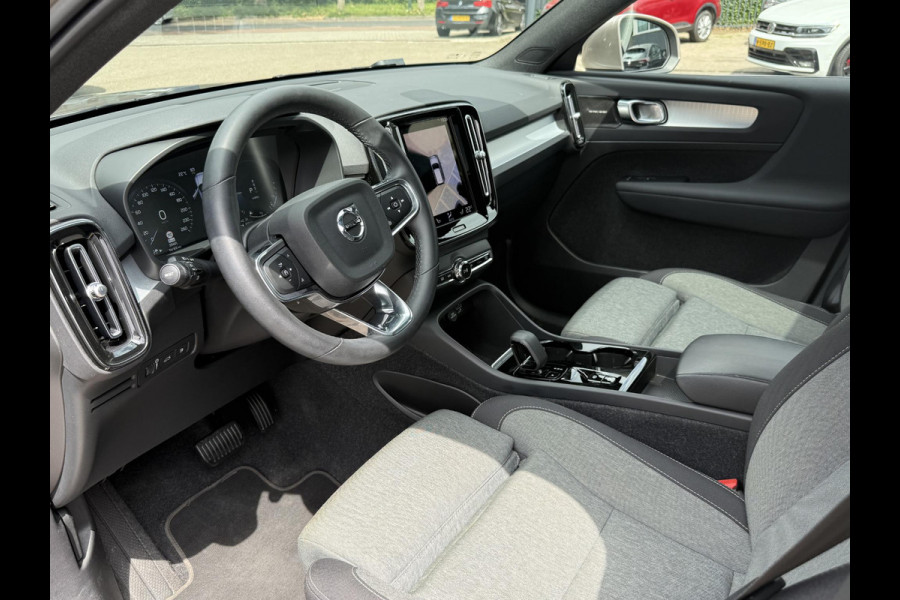 Volvo XC40 1.5 T4 Plug-in hybrid Plus Bright VOLVO DEALER ONDERHOUDEN | PANO| 360 CAMERA| HARMAN KARDON| STOEL + STUURVERWARMING|