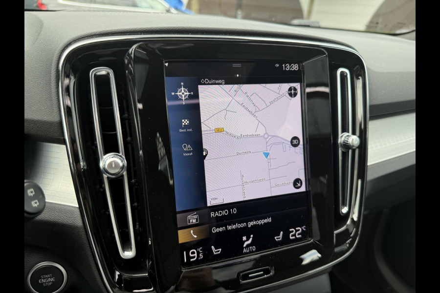 Volvo XC40 1.5 T4 Plug-in hybrid Plus Bright VOLVO DEALER ONDERHOUDEN | PANO| 360 CAMERA| HARMAN KARDON| STOEL + STUURVERWARMING|