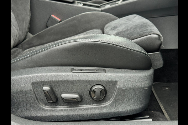 Škoda Superb Combi 1.4 TSI iV Sportline | Pano | Matrix LED | Trekhaak | Memory | ACC | Side Assist | Keyless | Dealer onderhouden