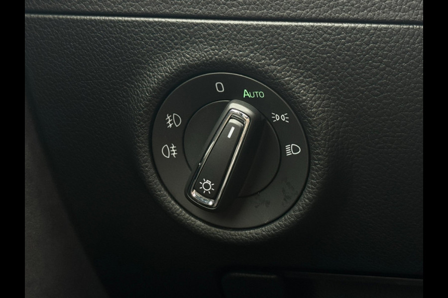 Škoda Superb Combi 1.4 TSI iV Sportline | Pano | Matrix LED | Trekhaak | Memory | ACC | Side Assist | Keyless | Dealer onderhouden
