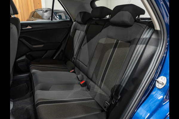 Volkswagen T-Roc 1.5 TSI 150PK DSG Style, ACC, Apple Carplay, Android Auto, Clima, Camera, Multistuur, Voll Onderhoud