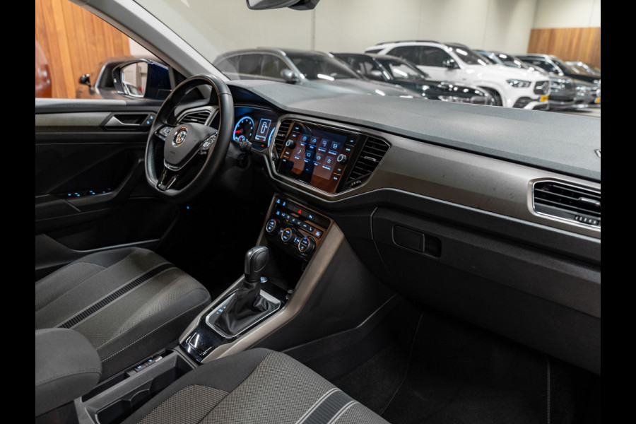 Volkswagen T-Roc 1.5 TSI 150PK DSG Style, ACC, Apple Carplay, Android Auto, Clima, Camera, Multistuur, Voll Onderhoud