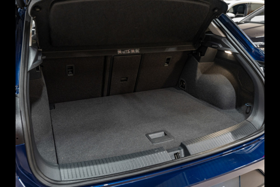 Volkswagen T-Roc 1.5 TSI 150PK DSG Style, ACC, Apple Carplay, Android Auto, Clima, Camera, Multistuur, Voll Onderhoud