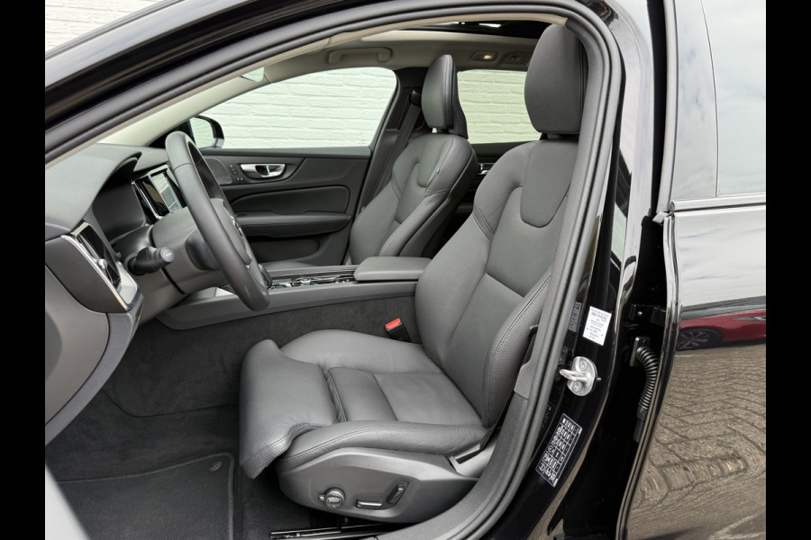 Volvo V60 2.0 B4 Plus Dark | CarPlay | ACC | H/K Audio | Memory | 19 inch