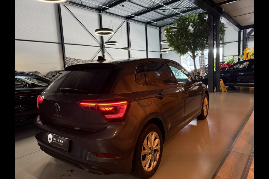 Volkswagen Polo 1.0 TSI Style|IQ.Light|Carplay|Virtual Cockpit|Keyless|Camera|Alcantara|Adaptieve Cruise|StoelVW|Rijklaar