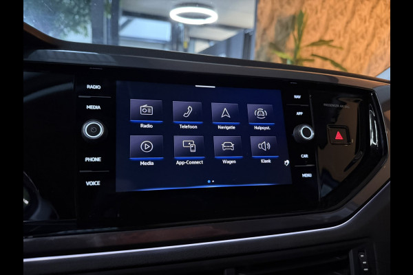 Volkswagen Polo 1.0 TSI Style|IQ.Light|Carplay|Virtual Cockpit|Keyless|Camera|Alcantara|Adaptieve Cruise|StoelVW|Rijklaar
